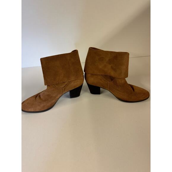 Bass Sasha Ankle Boots Women’s 7.5M Brown Suede Cuffed Block Heel Round Toe - Picture 2 of 6